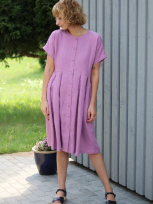 Pleated skirt linen dress with button closure