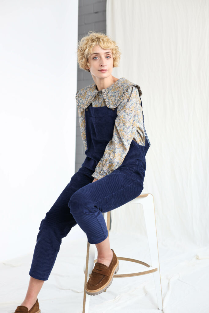 Navy blue cord dungarees DOROTHY - Image 4