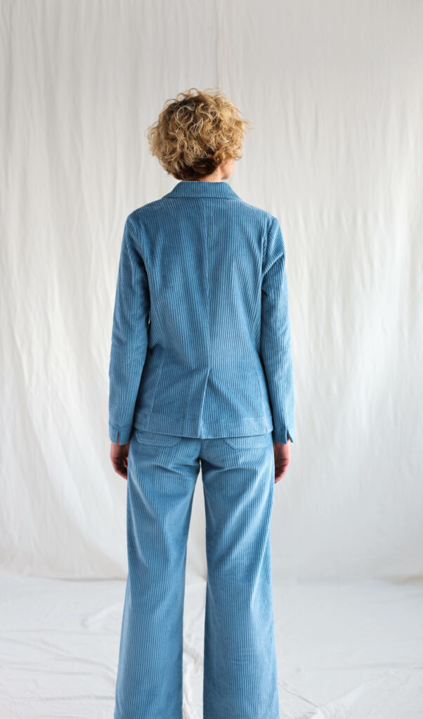 Elegant wide wale light blue cord suit - Image 3