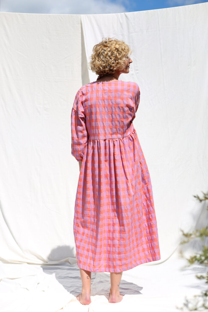 Seersucker checks dropped shoulders dress - Image 1