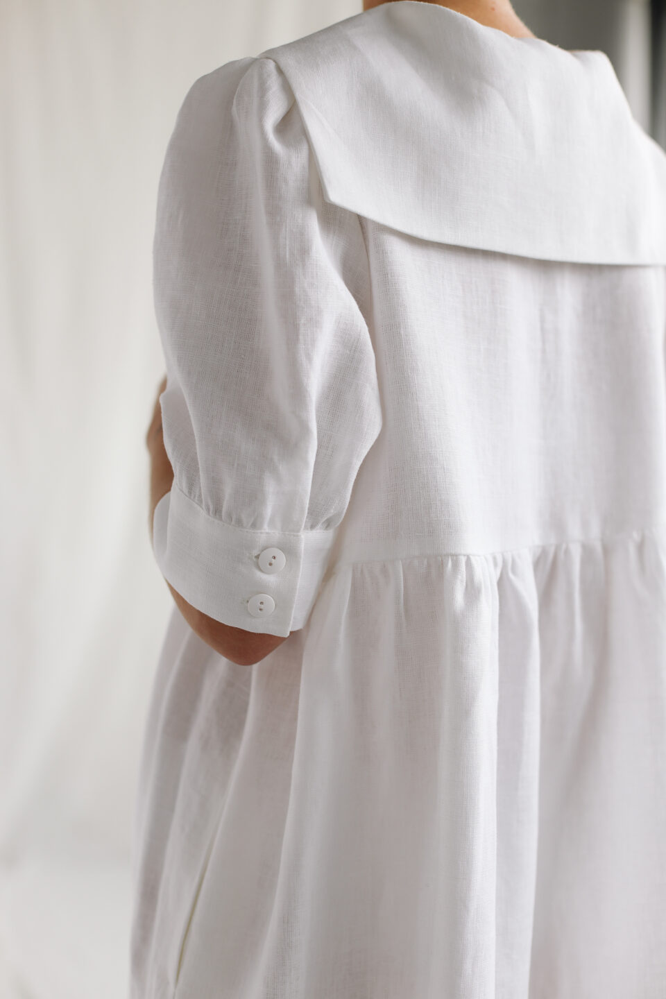 Sailor collar white linen dress AVRIL – OffOn