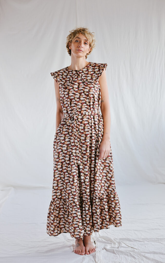 Puritan collar sleeveless Maxi dress FOLLOW the SUN - Image 4