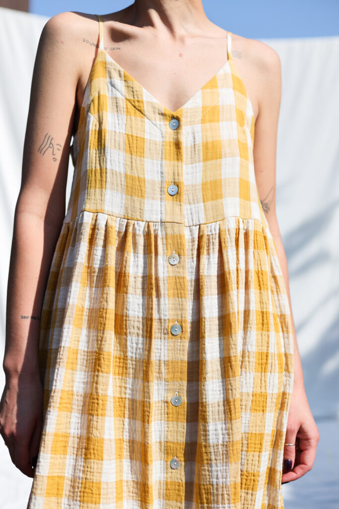 Sleeveless double gauze button up dress ELOISE - Image 1