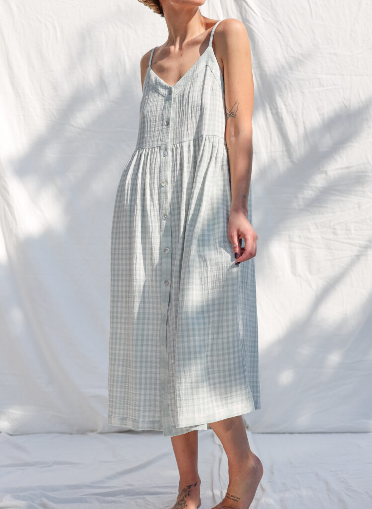 Sleeveless summer dress ELOISE in double gauze mint checks cotton - Image 3