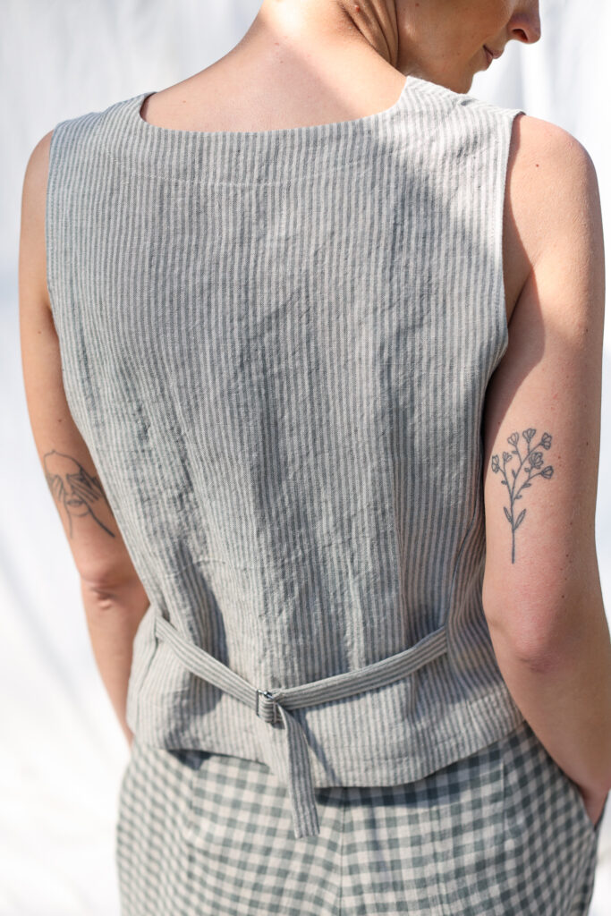 Classic striped linen waistcoat - Image 2