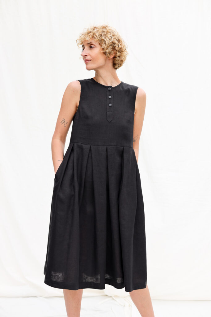 Sleeveless hand pleated skirt black linen dress JUNE - Image 3