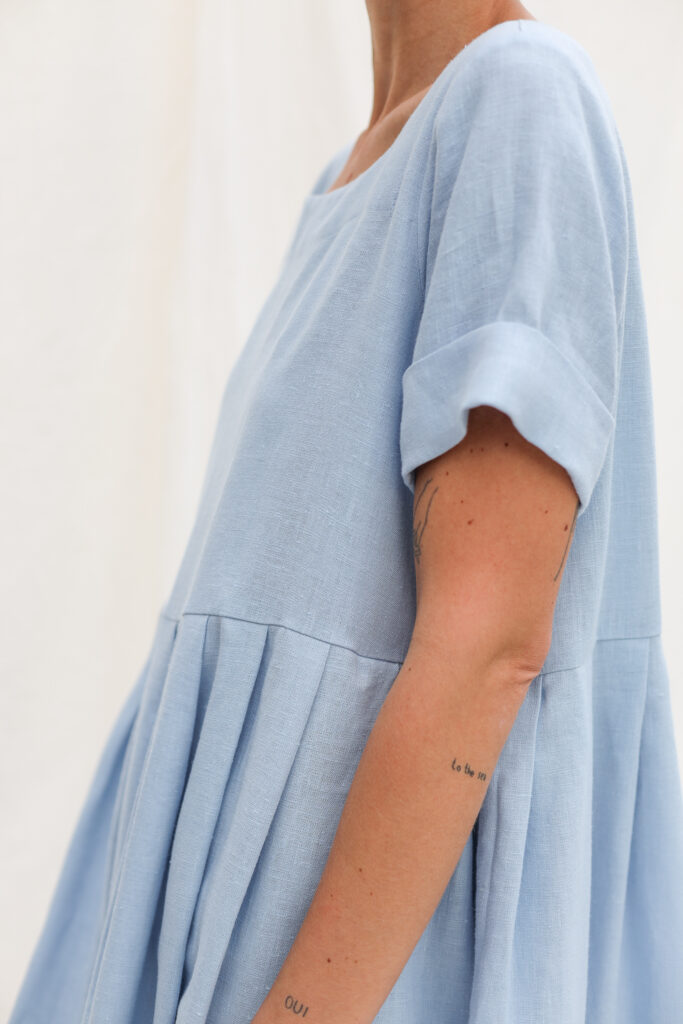 Sky blue linen square neck dress SANTA - Image 2