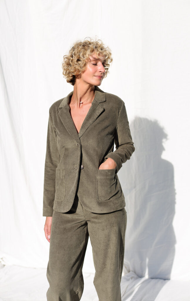 Olive elegant wide wale cord matching suit - Image 1