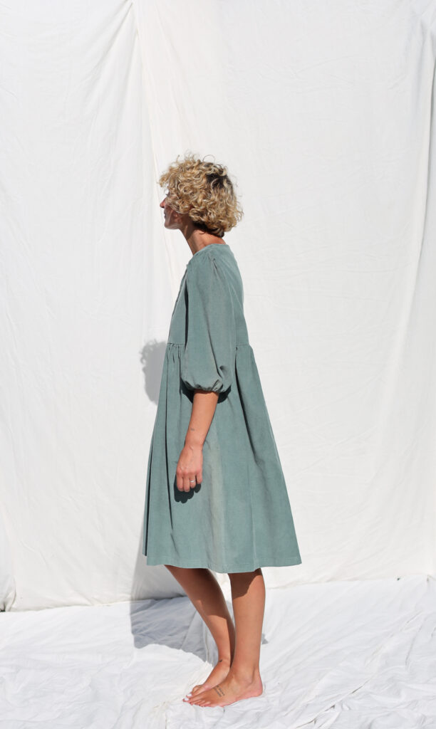 Needlecord puffy sleeve dress JOY - Image 2