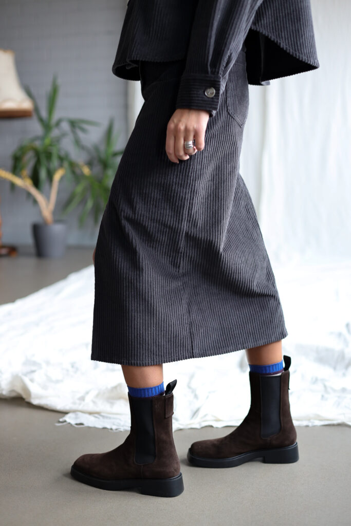 Charcoal grey wide cord pencil skirt - Image 1