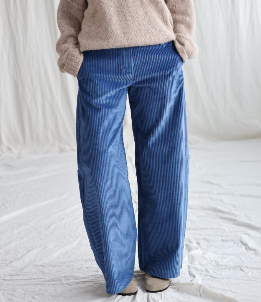 Wide wale cord ballooned leg pants | Pants | Sustainable clothing | OffOn clothing