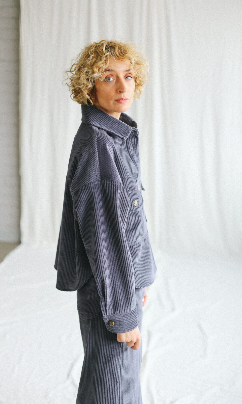 Wide cord oversized overshirt jacket in denim blue color – OffOn