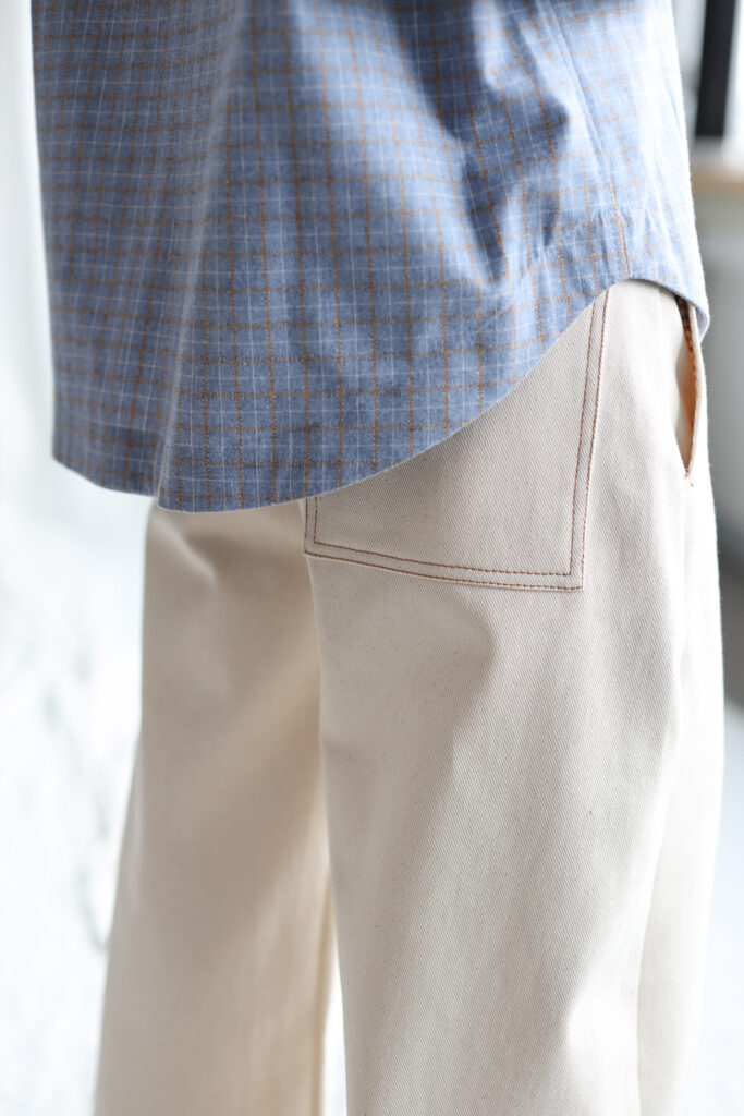 Natural cotton twill ballooned leg pants - Image 3