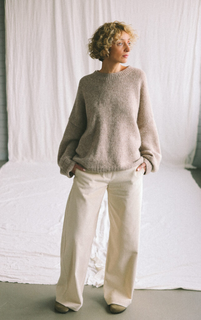 Ballooned leg wide wale ivory cord pants | Trousers | Sustainable clothing | OffOn clothing