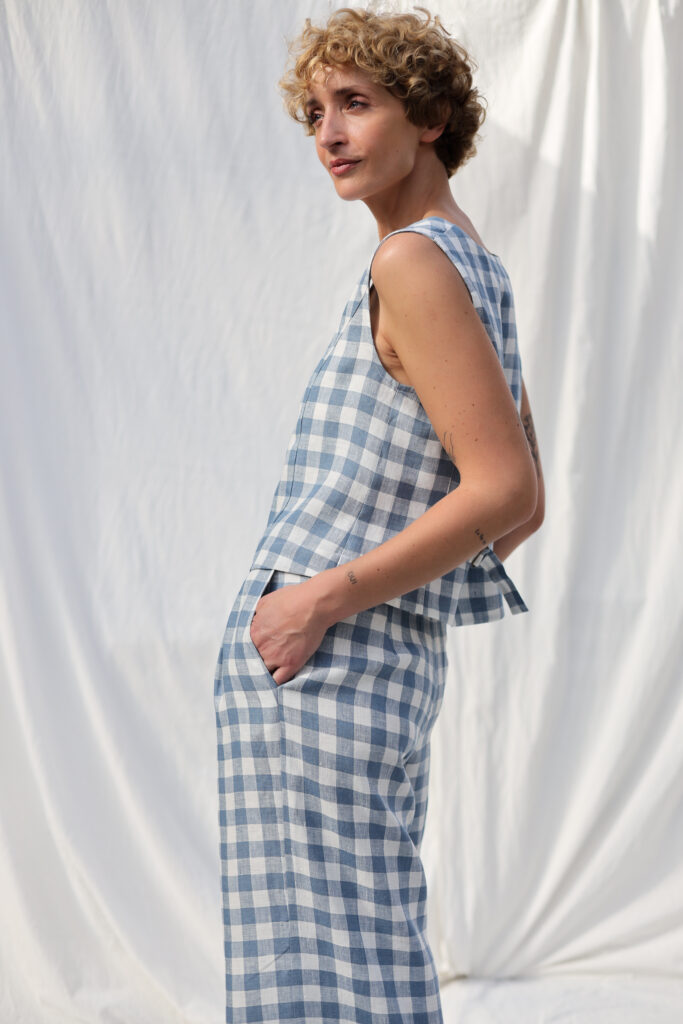 Checkered linen vest - Image 4