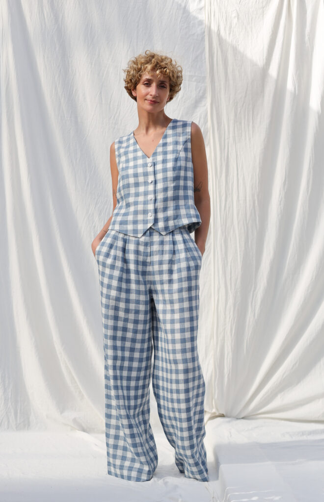 Checkered linen vest - Image 1