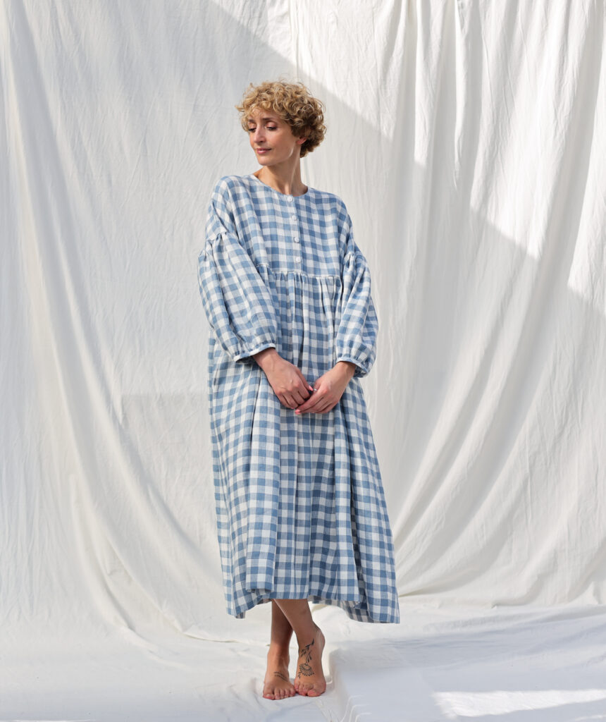 Light blue checks oversized voluminous sleeves linen dress GRETA | Dress | Sustainable clothing | OffOn clothing