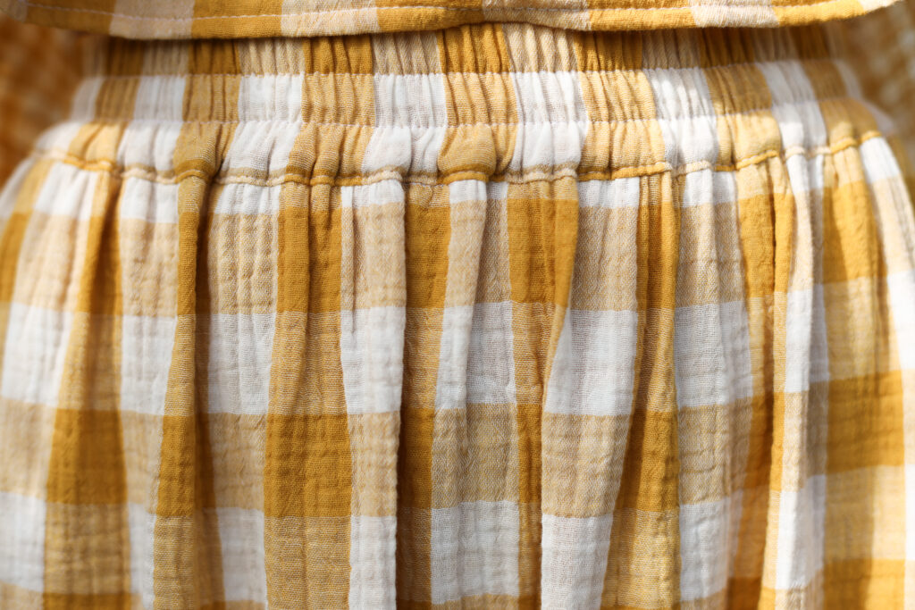 Double gauze mustard checks skirt with elastic waistband - Image 6