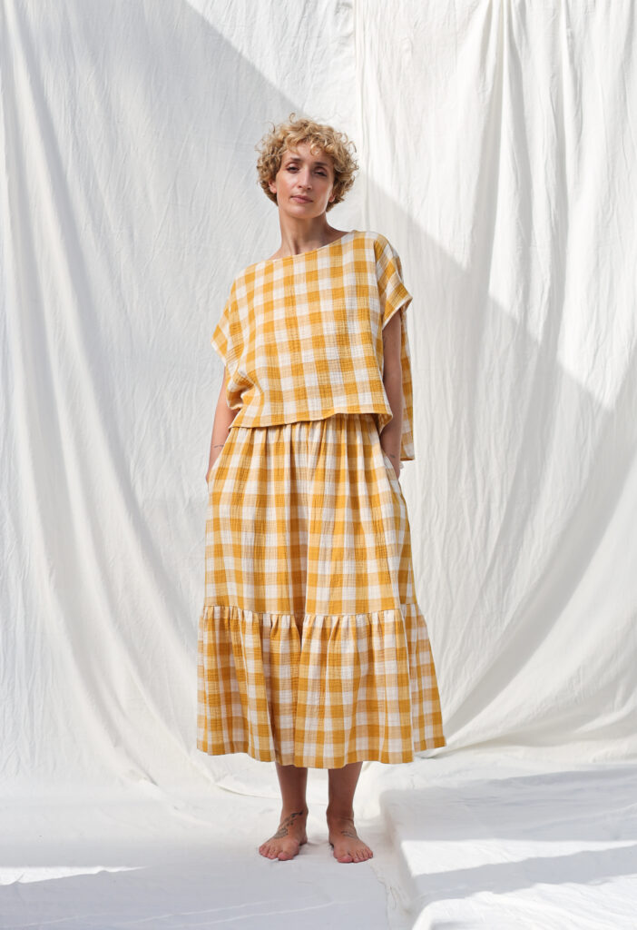 Double gauze mustard checks skirt with elastic waistband - Image 1