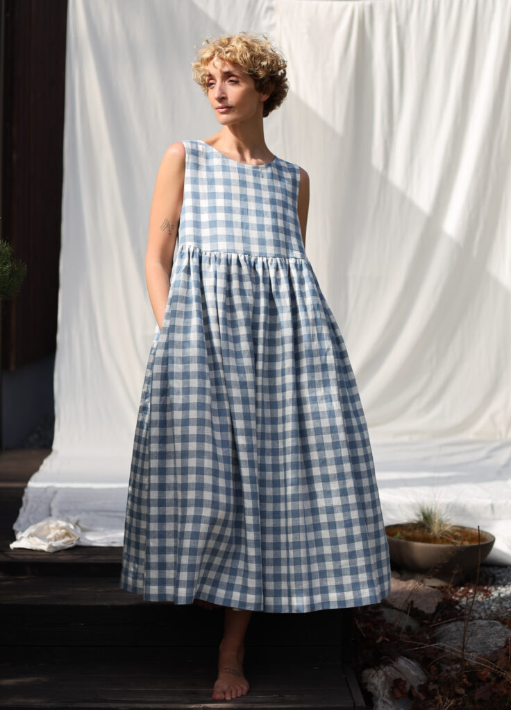 Linen light blue checks sleeveless smock dress - Image 6