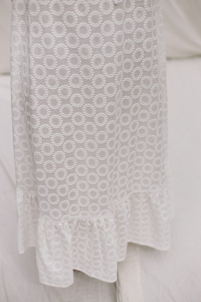 Embroidery cotton sleeveless Maxi dress with a front tie - Image 2