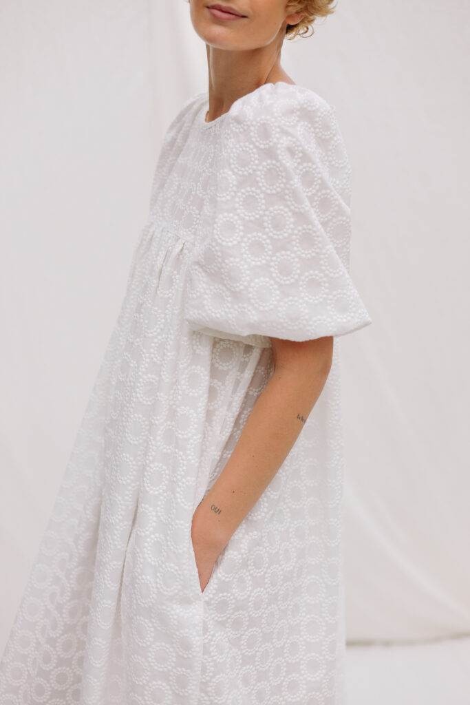 Embroidery cotton raglan sleeve dress BELLE - Image 4