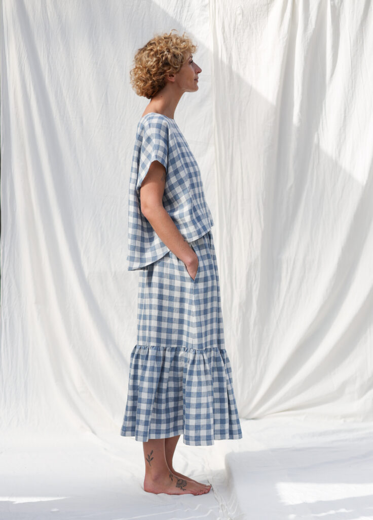 Checkered linen skirt with ruffled hem - Image 2