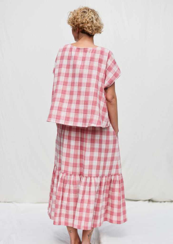 Elasticated waist ruffled hem skirt in pink double gauze checks - Image 5