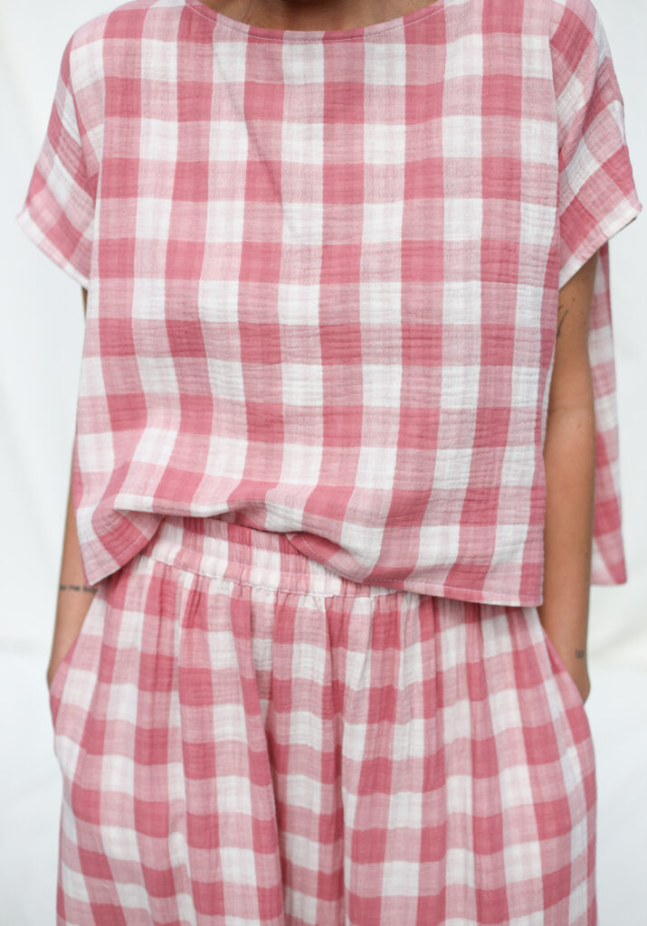 Elasticated waist ruffled hem skirt in pink double gauze checks - Image 3