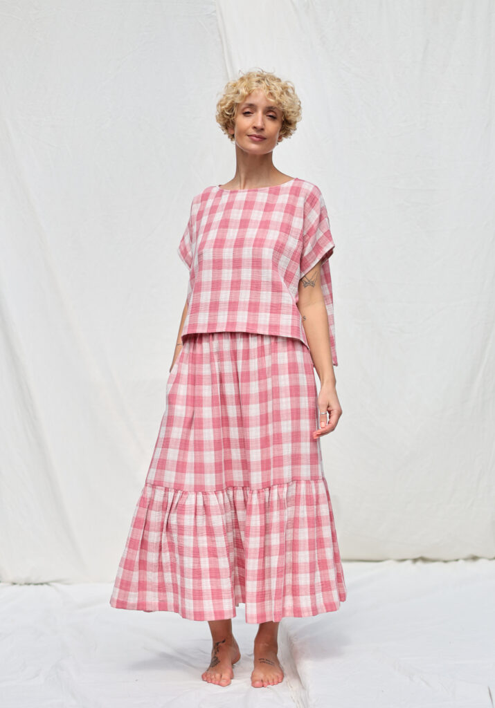 Elasticated waist ruffled hem skirt in pink double gauze checks