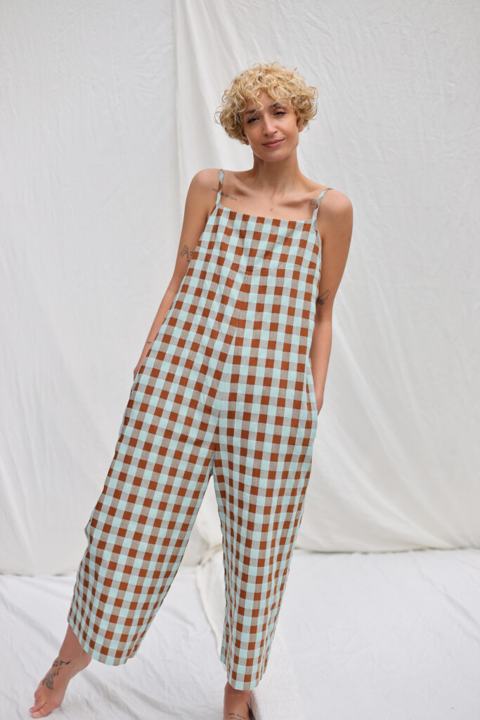 Loose spaghetti strap jumpsuit in seersucker checks ADA - Image 5