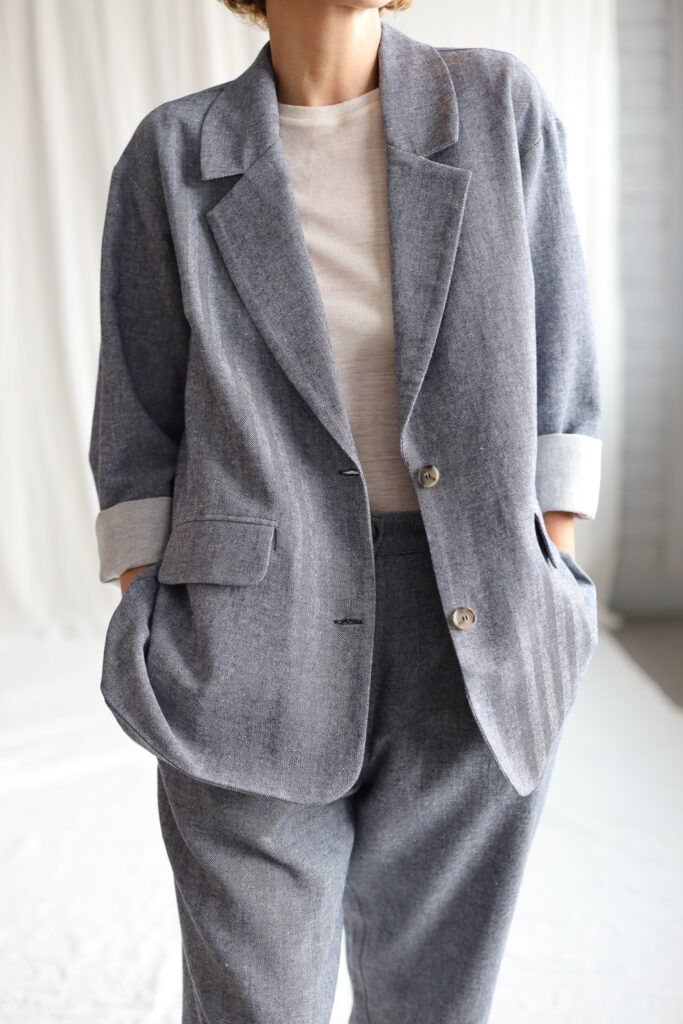 Matching two pieces suit in linen and wool - Image 4