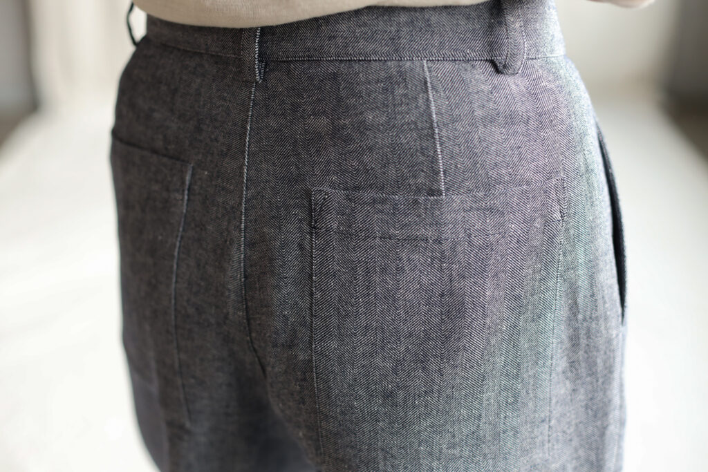 Herringbone wool and linen boxy tapered leg trousers - Image 5