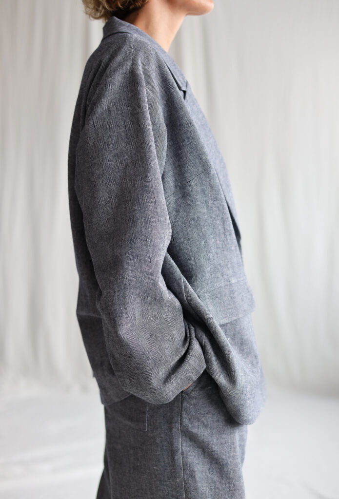 Herringbone Linen and Wool Oversized Blazer - Image 3