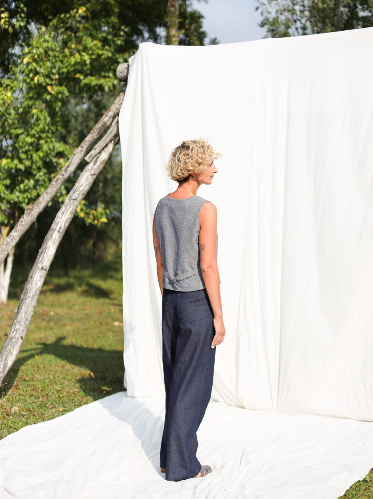 Herringbone linen and wool waistcoat - Image 1