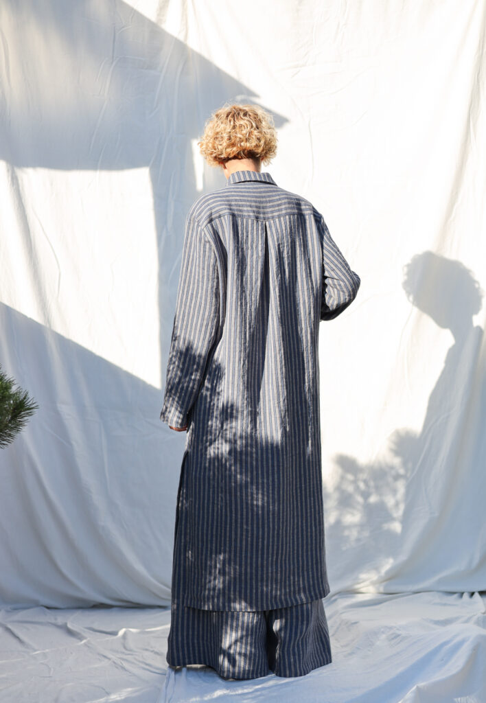 Oversized long sleeves jacquard striped linen shirt dress - Image 4