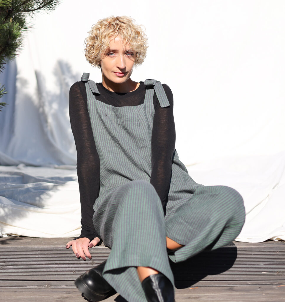 Striped linen Tie-strap summer jumpsuit - Image 5