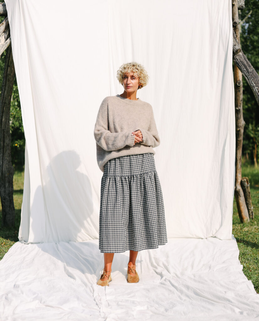 Elasticated waist tiered seersucker gingham skirt - Image 6