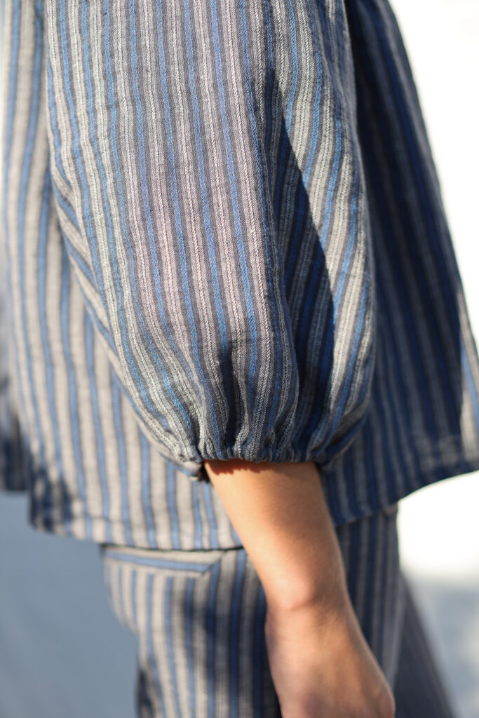 Puffy Sleeve Blouse In Striped Exclusive Jacquard Linen - Image 2