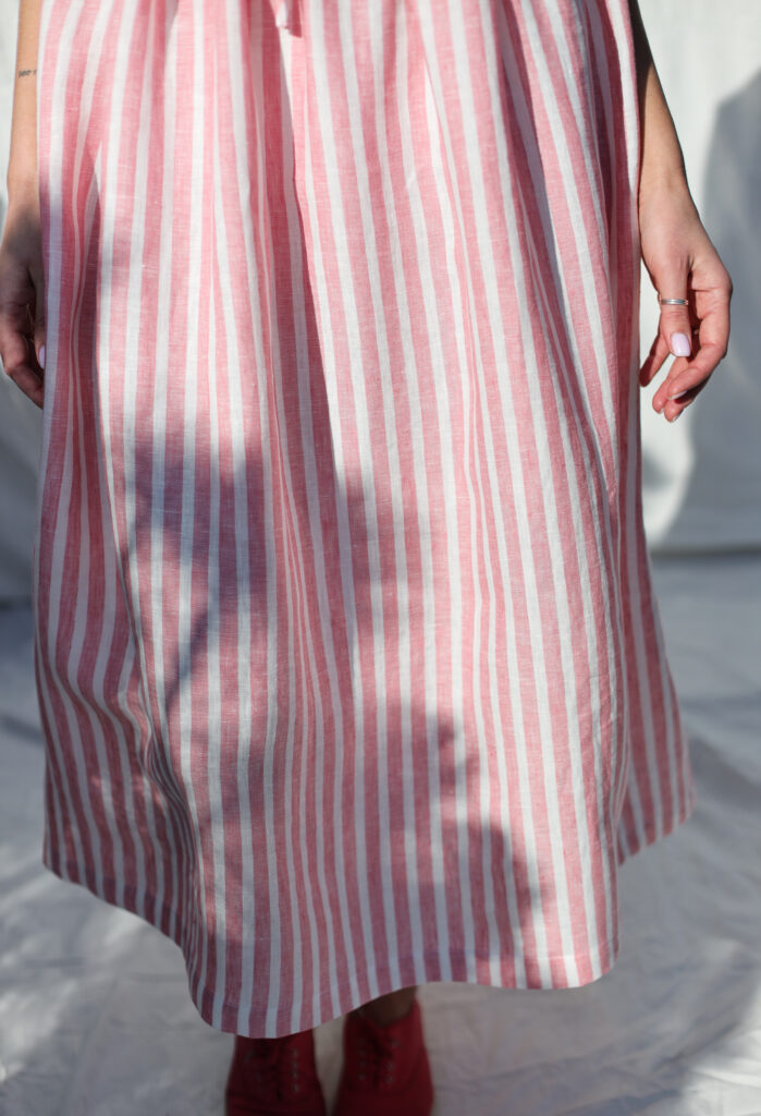 Sleeveless linen dress with front ties GEMMA - Image 2