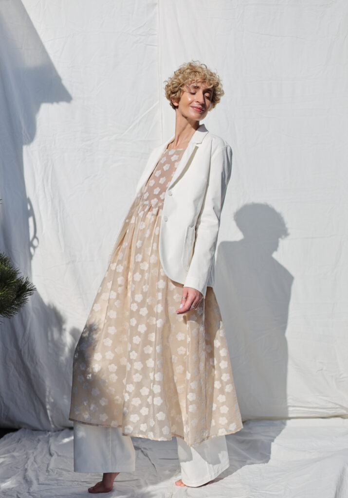 Floral oversized viscose organza dress SILVINA - Image 7