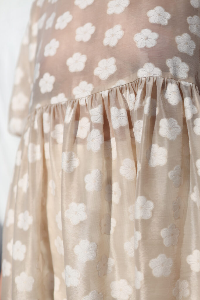 Floral oversized viscose organza dress SILVINA - Image 4