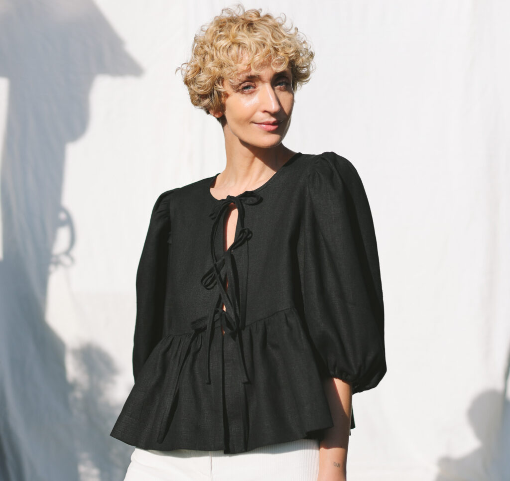 Linen tie front puffy sleeves top SUNNY | Tops | Sustainable clothing | OffOn clothing