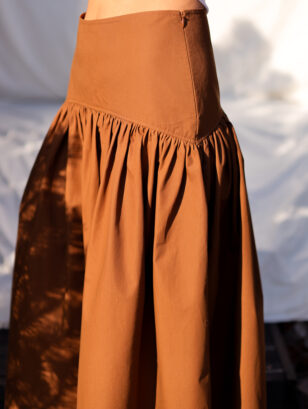 Yoke ruffle tobacco cotton poplin skirt BRIGIT | Skirt | Sustainable clothing | OffOn clothing