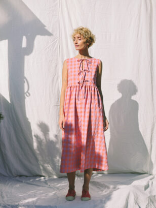 Sleeveless seersucker checks dress with ties GEMMA | Dress | Sustainable clothing | OffOn clothing