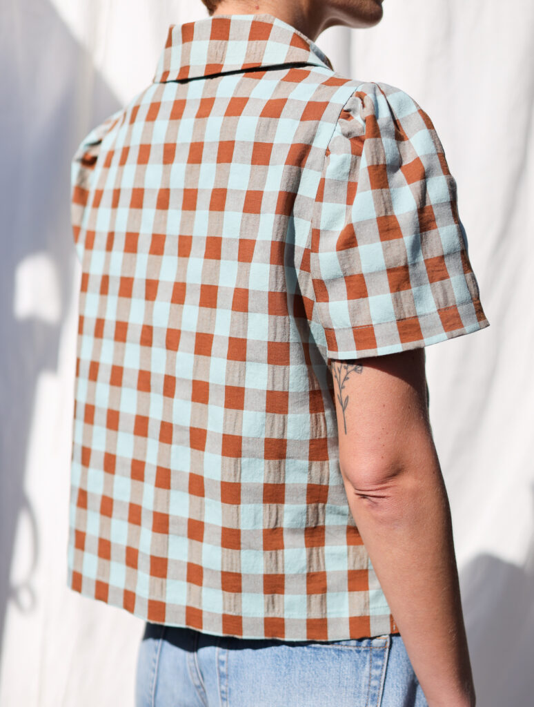 Peter Pan collar short sleeve seersucker checks blouse - Image 3