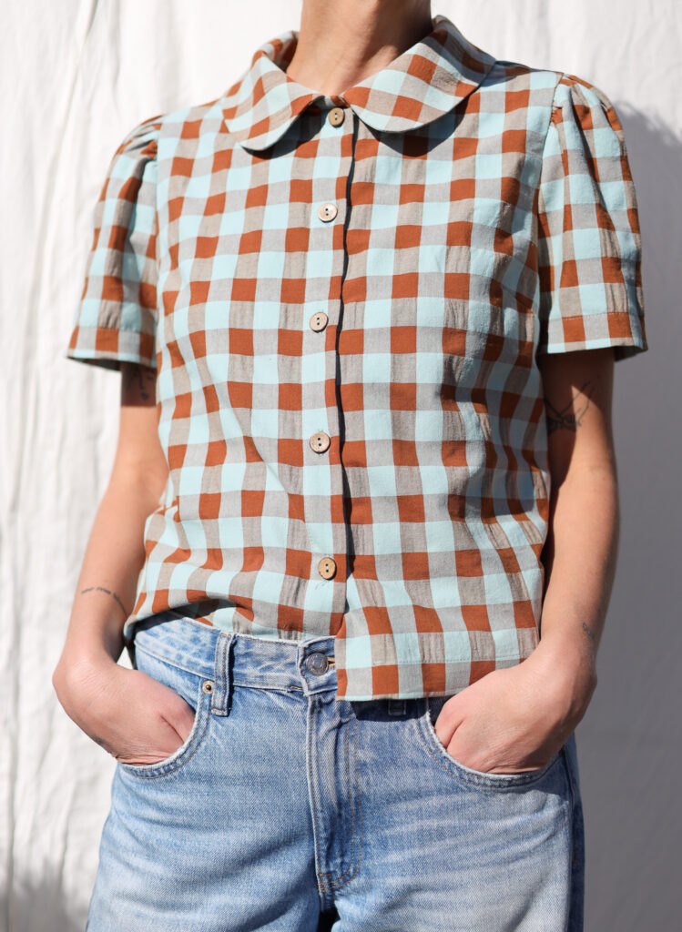 Peter Pan collar short sleeve seersucker checks blouse - Image 5