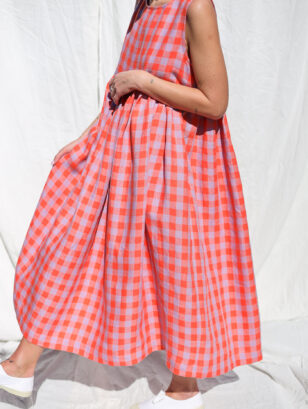 Sleeveless linen smock dress in pink checks | Dress | Sustainable clothing | OffOn clothing