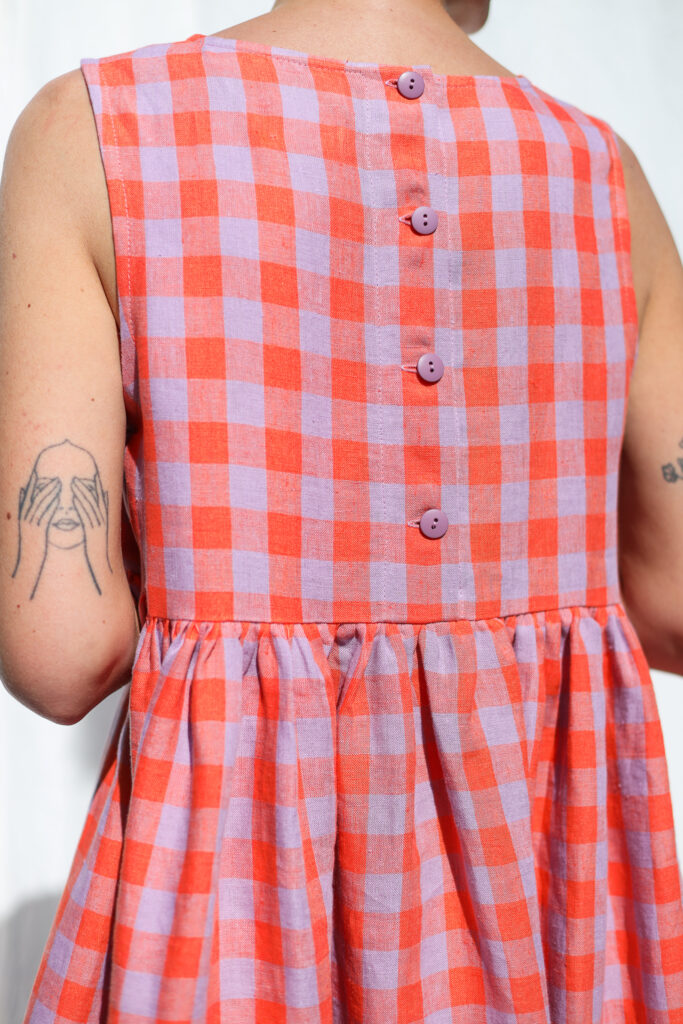 Sleeveless linen smock dress in pink checks - Image 4