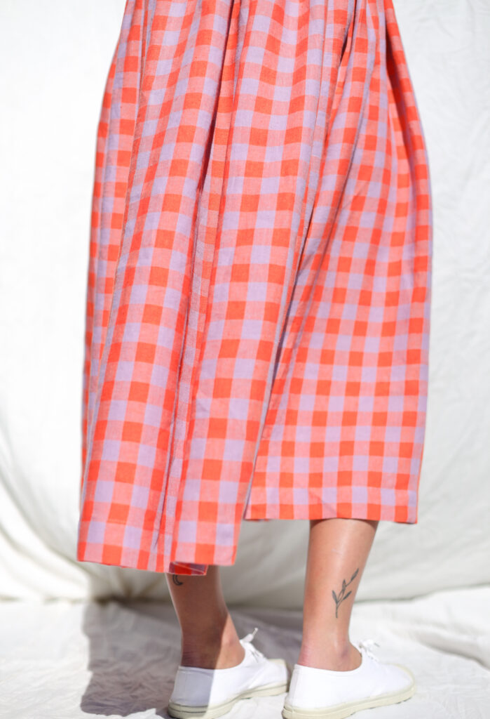 Sleeveless linen smock dress in pink checks - Image 3